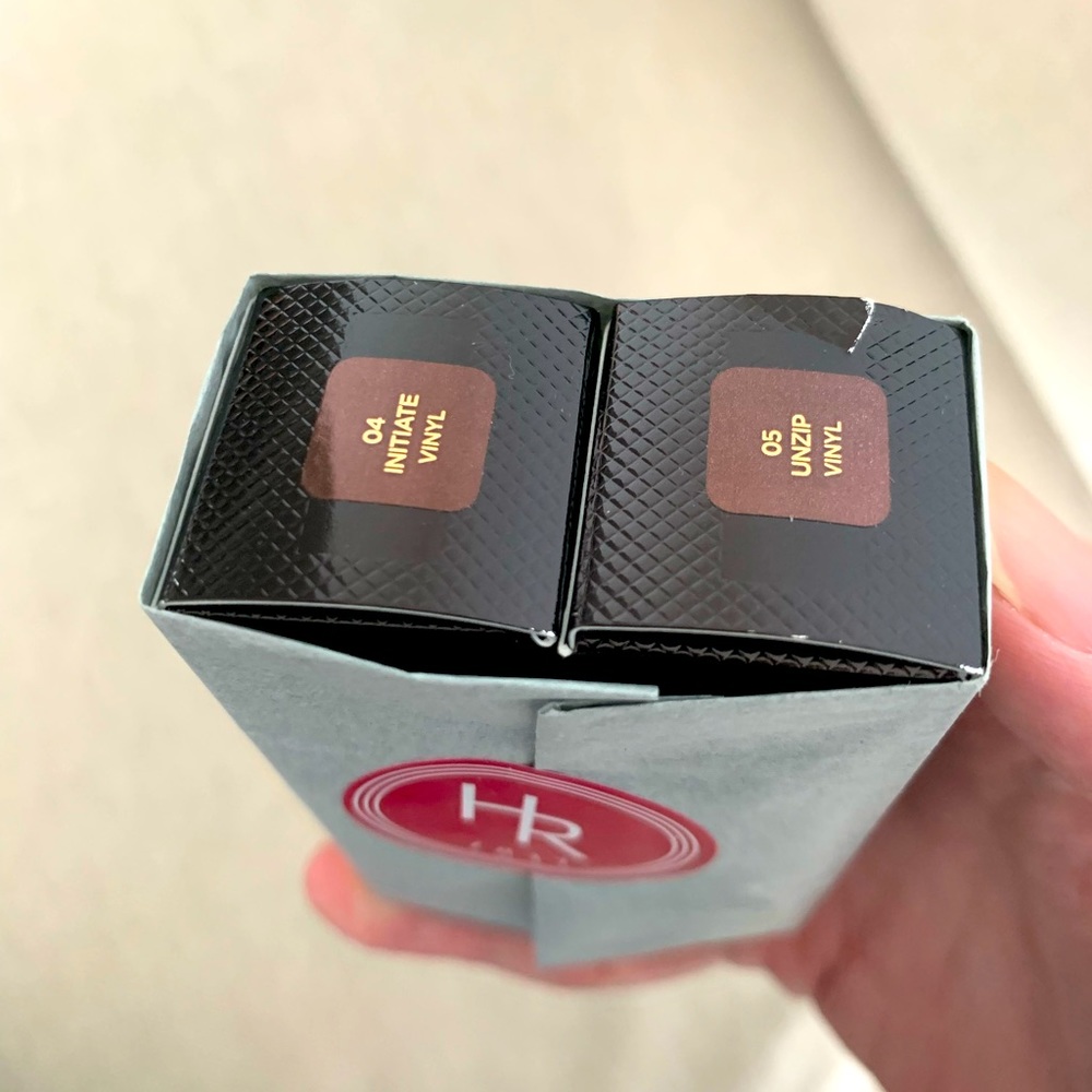 New Tom Ford cosmetic liquid lipstick - Picture 2 of 3